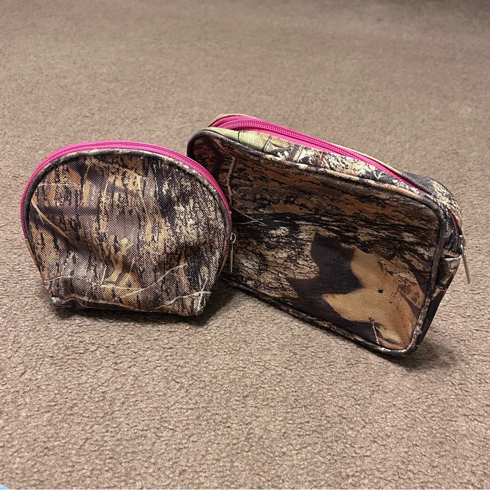 2 Camo&Pink Small Zippered Bags